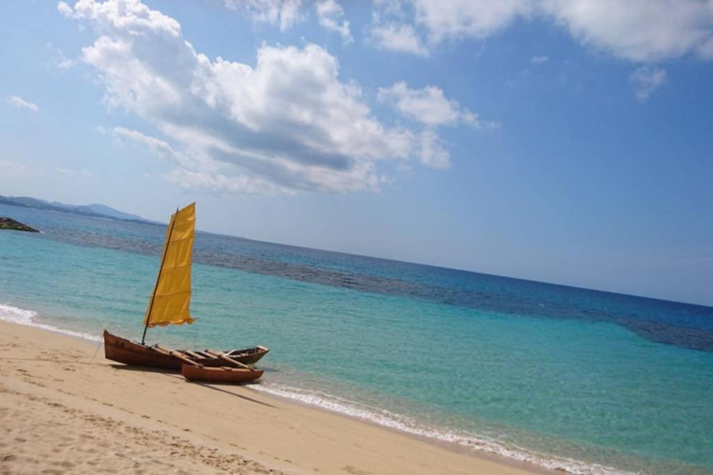 Beach Side Hotel Yamoriyanonikai Nago Kültér fotó