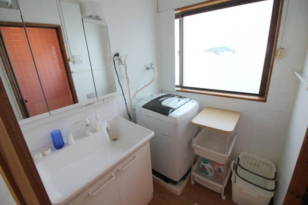 Beach Side Hotel Yamoriyanonikai Nago Kültér fotó